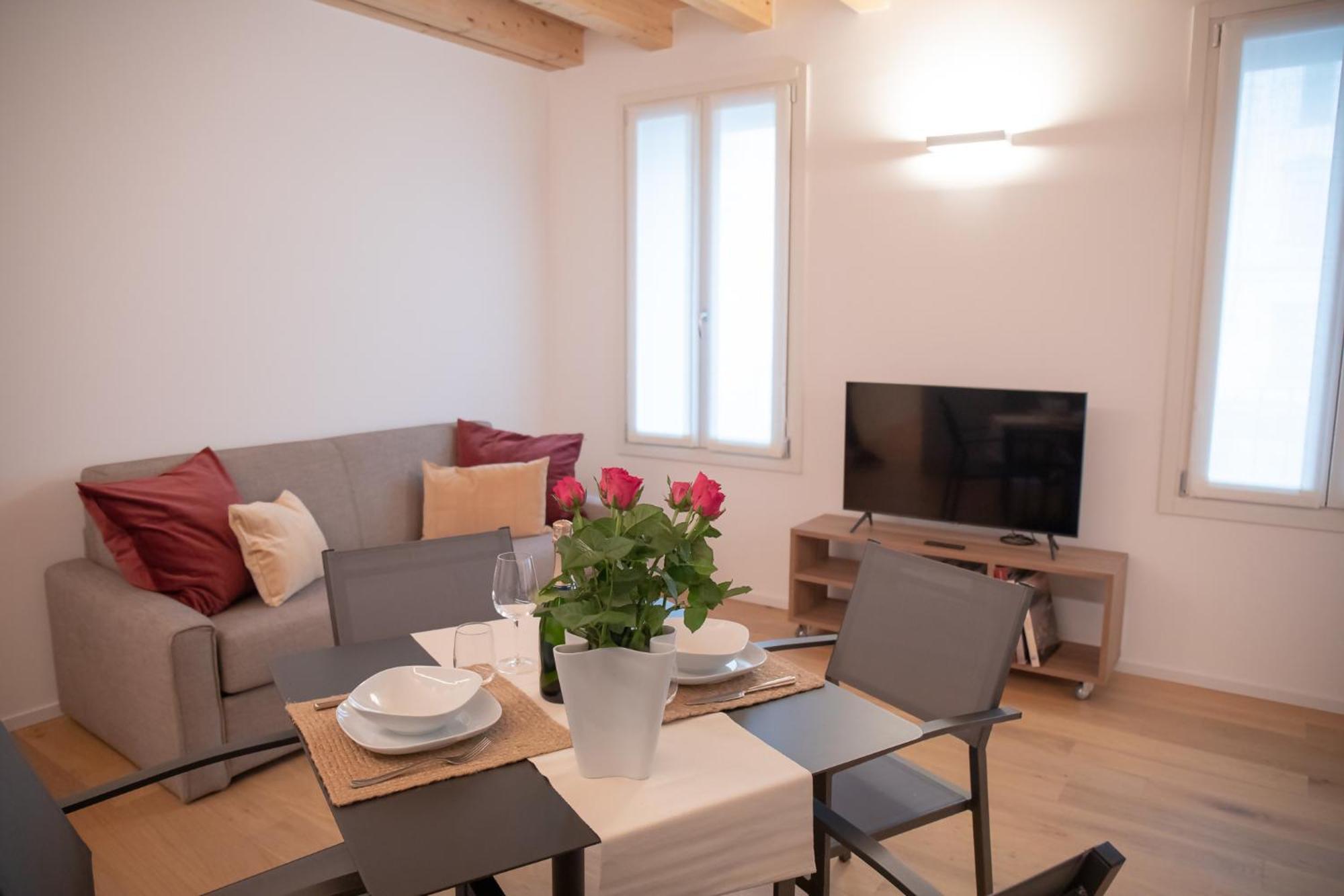 Amendola City View Apartments Suite Romantica 科莫 外观 照片