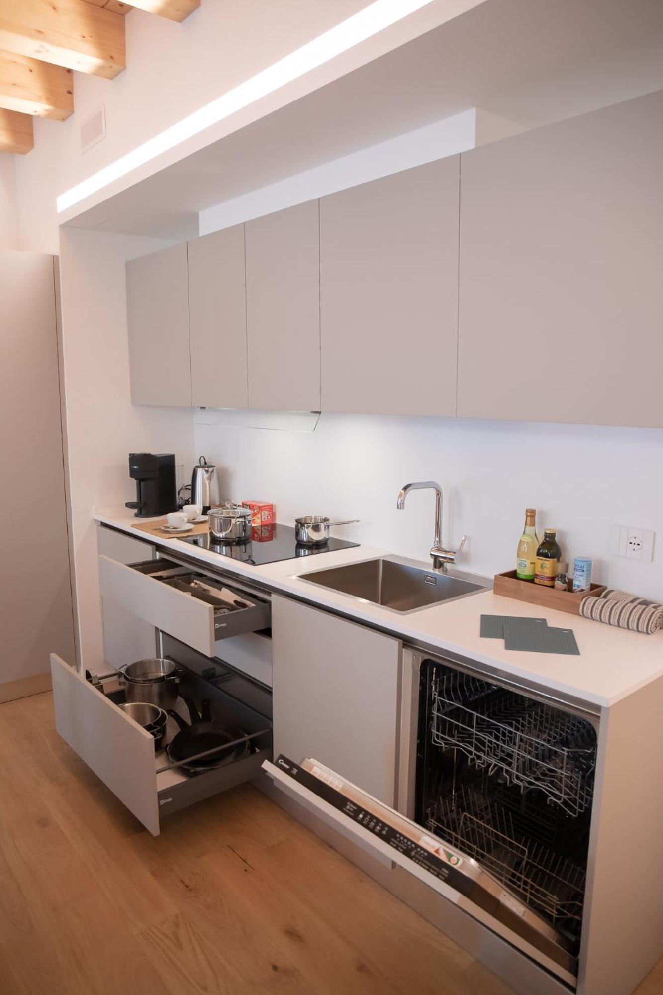 Romantic White Apartment - 5 Minutes From The Lake 科莫 外观 照片